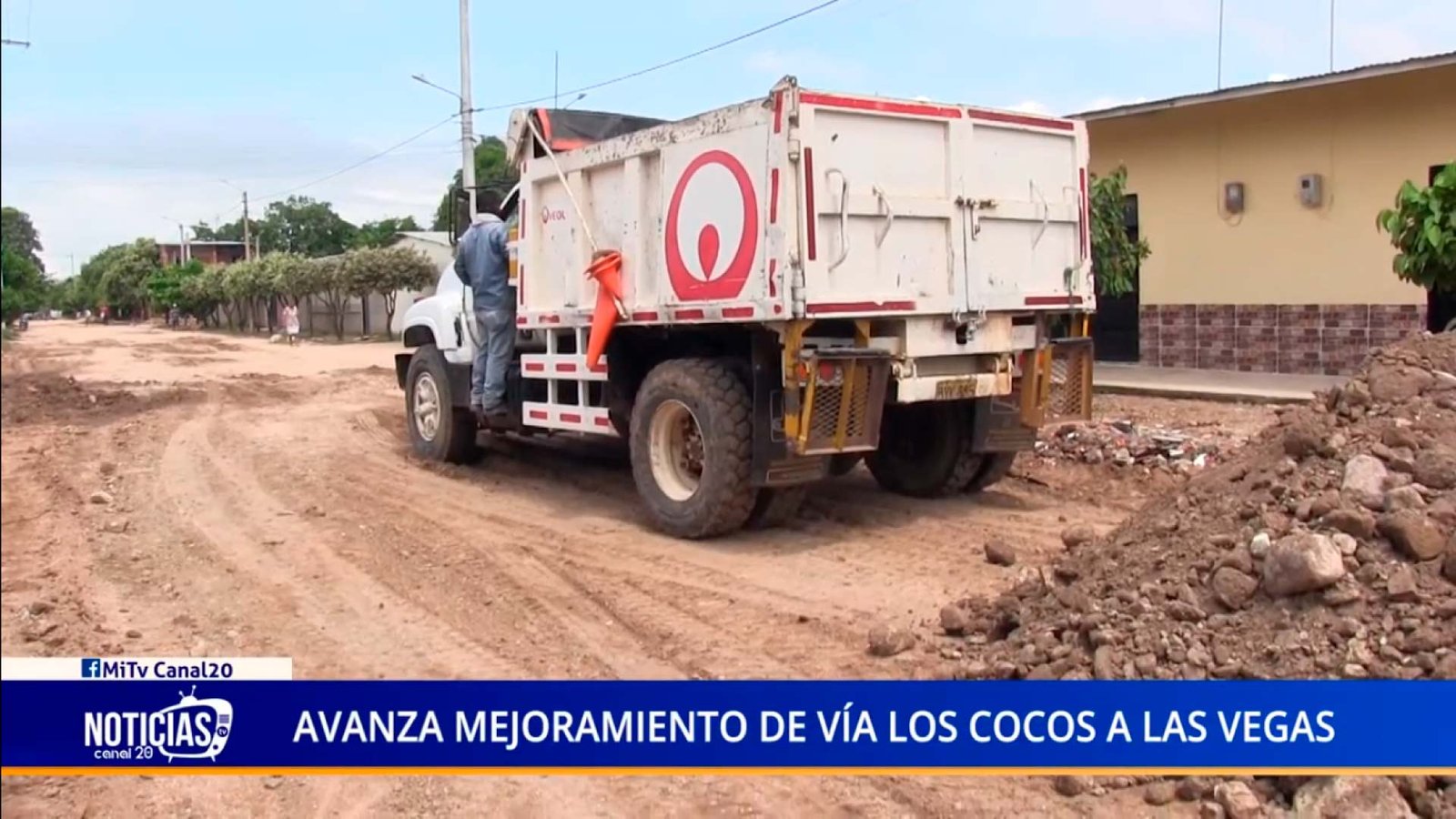 AVANZA MEJORAMIENTO DE VÍA LOS COCOS A LAS VEGAS