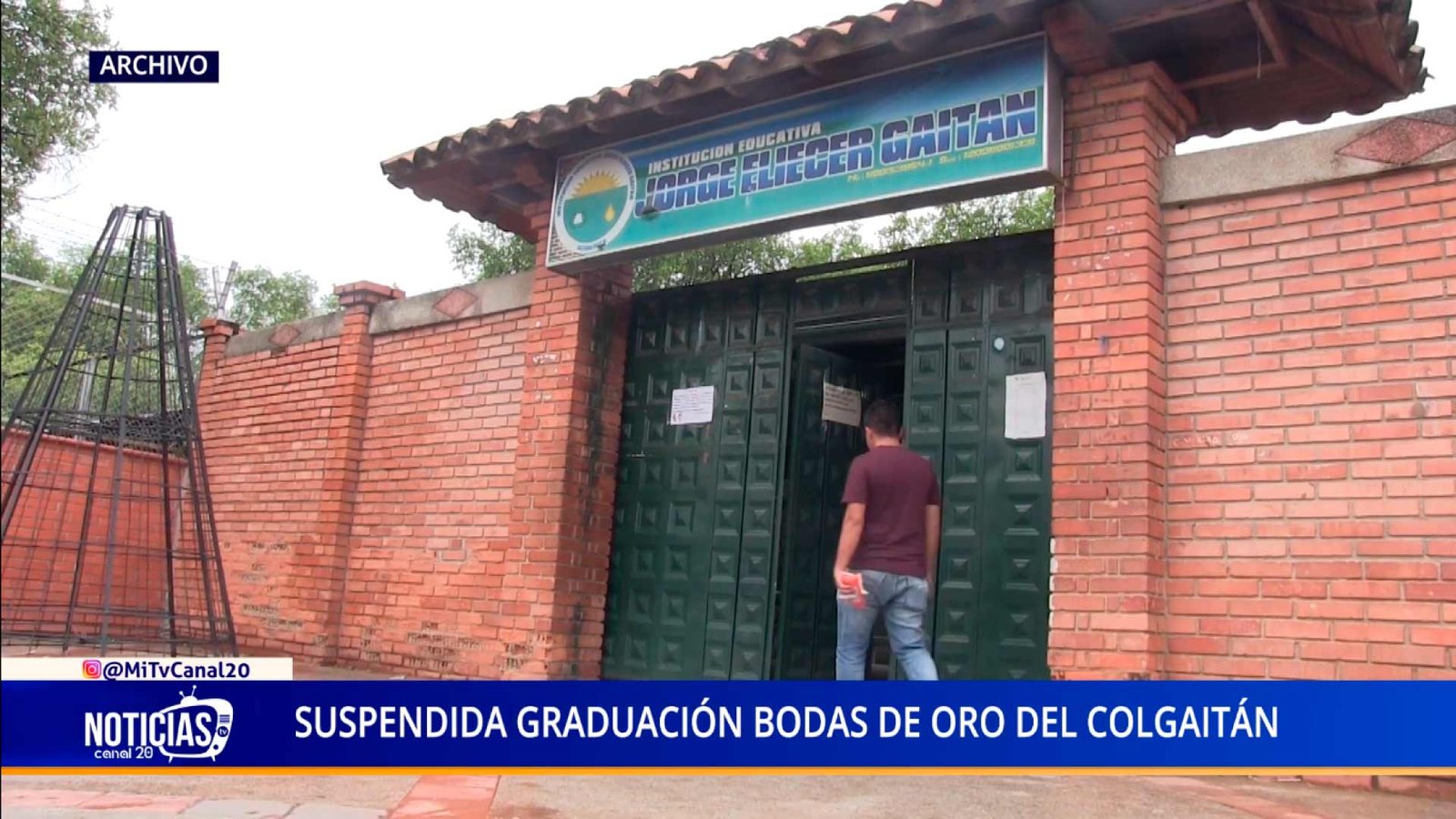 SUSPENDIDA GRADUACIÓN BODAS DE ORO DEL COLGAITÁN