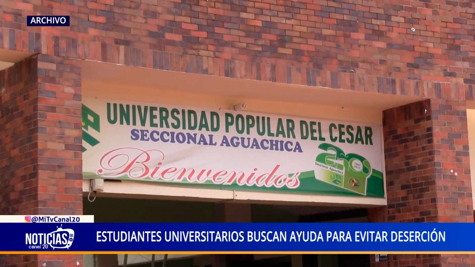 ESTUDIANTES UNIVERSITARIOS BUSCAN AYUDA PARA EVITAR DESERCIÓN