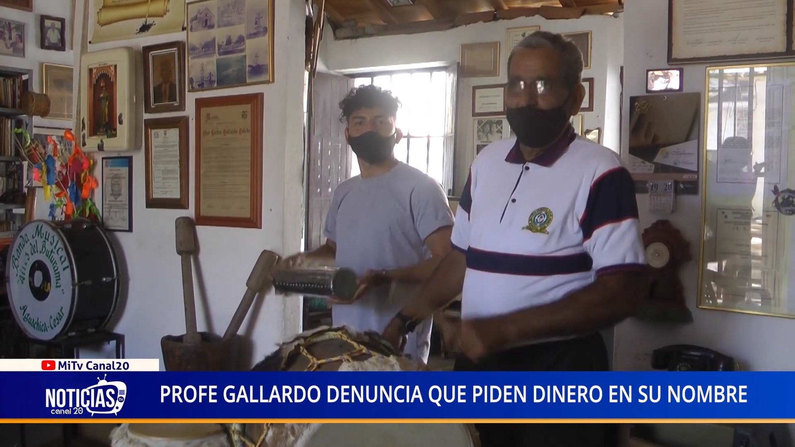 PROFE GALLARDO DENUNCIA QUE PIDEN DINERO EN SU NOMBRE