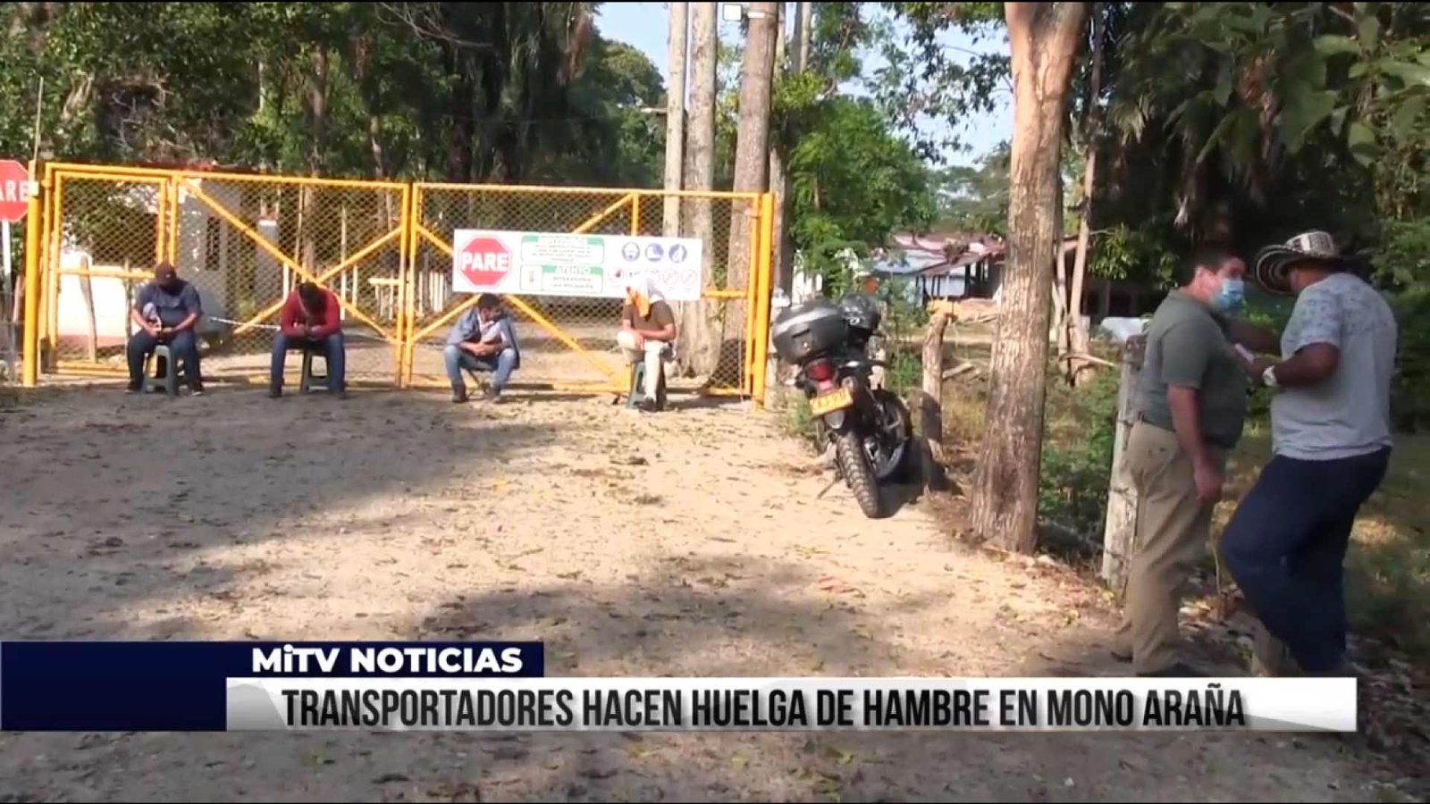 TRANSPORTADORES HACEN HUELGA DE HAMBRE EN MONO ARAÑA