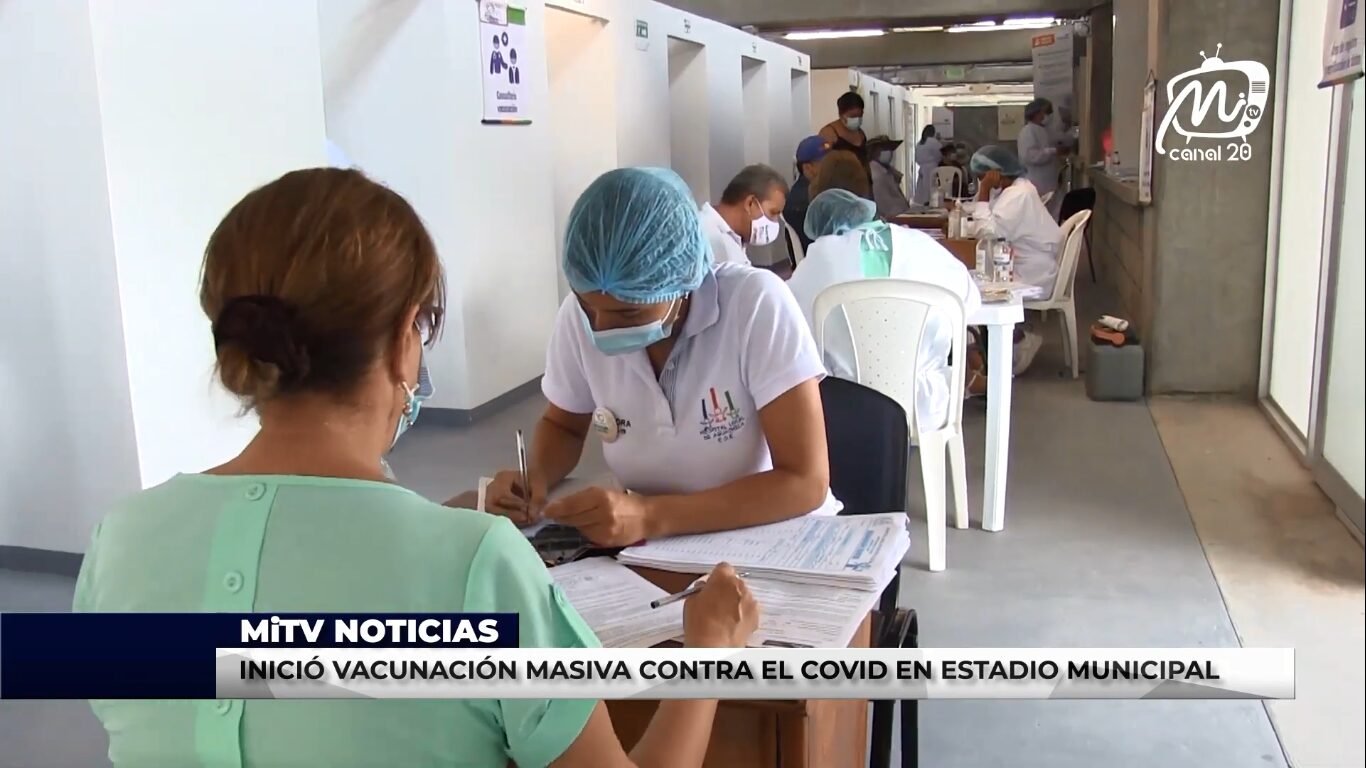 INICIÓ VACUNACIÓN MASIVA CONTRA EL COVID EN ESTADIO MUNICIPAL