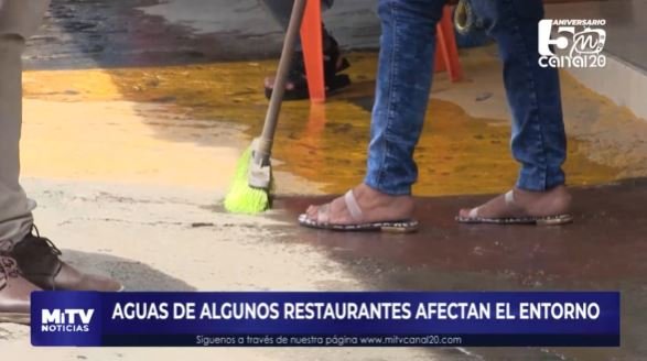 VENDEDORES DEL SAN ANTONIO CON PROBLEMAS SANITARIOS