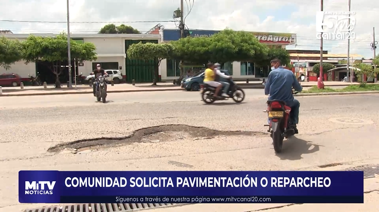 AGUACHIQUENSES CANSADOS CON LOS HUECOS DE LA QUINTA