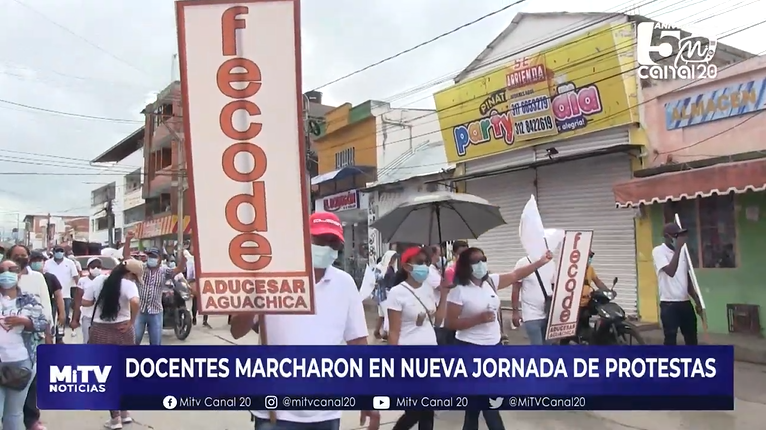 DOCENTES MARCHARON EN NUEVA JORNADA DE PROTESTAS