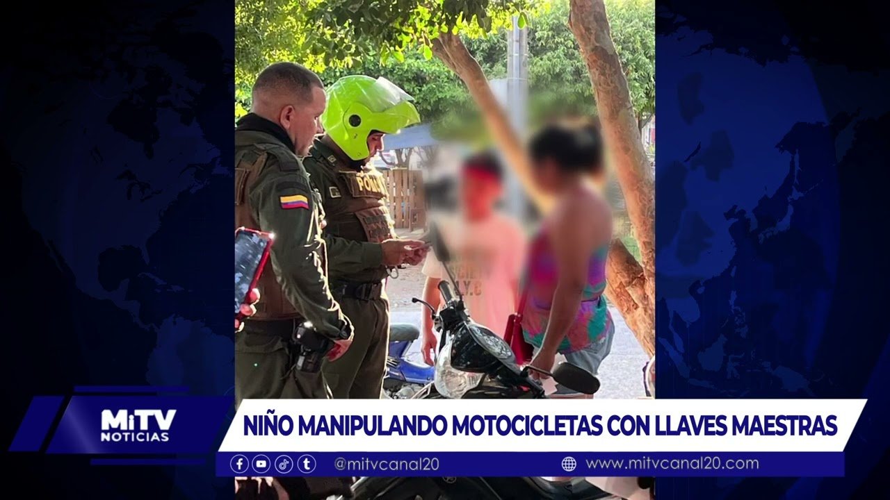 NIÑO MANIPULANDO MOTOCICLETAS CON LLAVES MAESTRAS